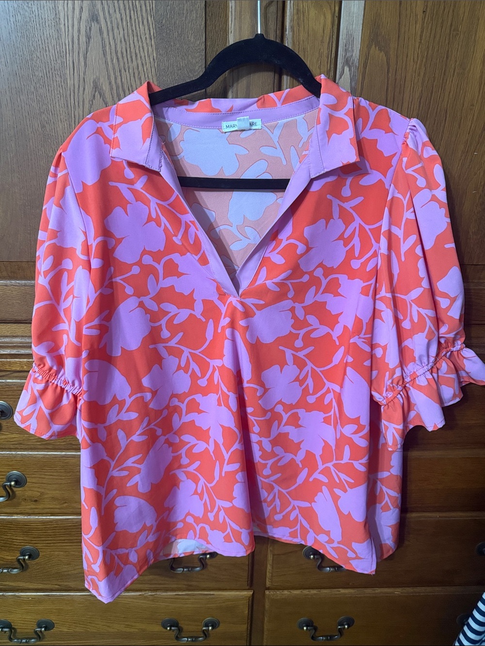 Mary Square Floral V-Neck Top in Coral & Lilac